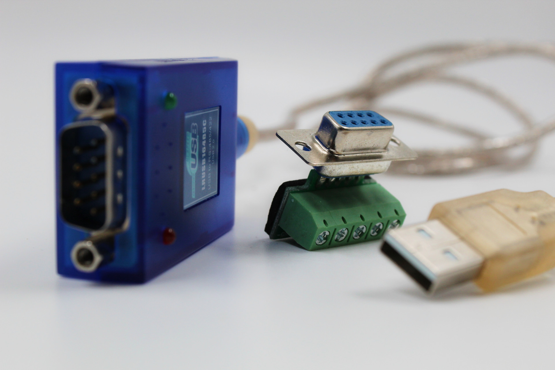 Convertidor de USB a Serial - LBUSB16485